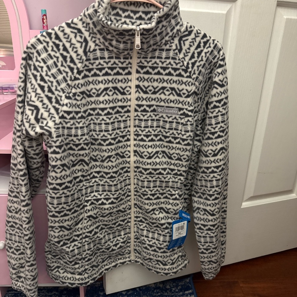 Columbia Women's Sweater - Black and White Pattern